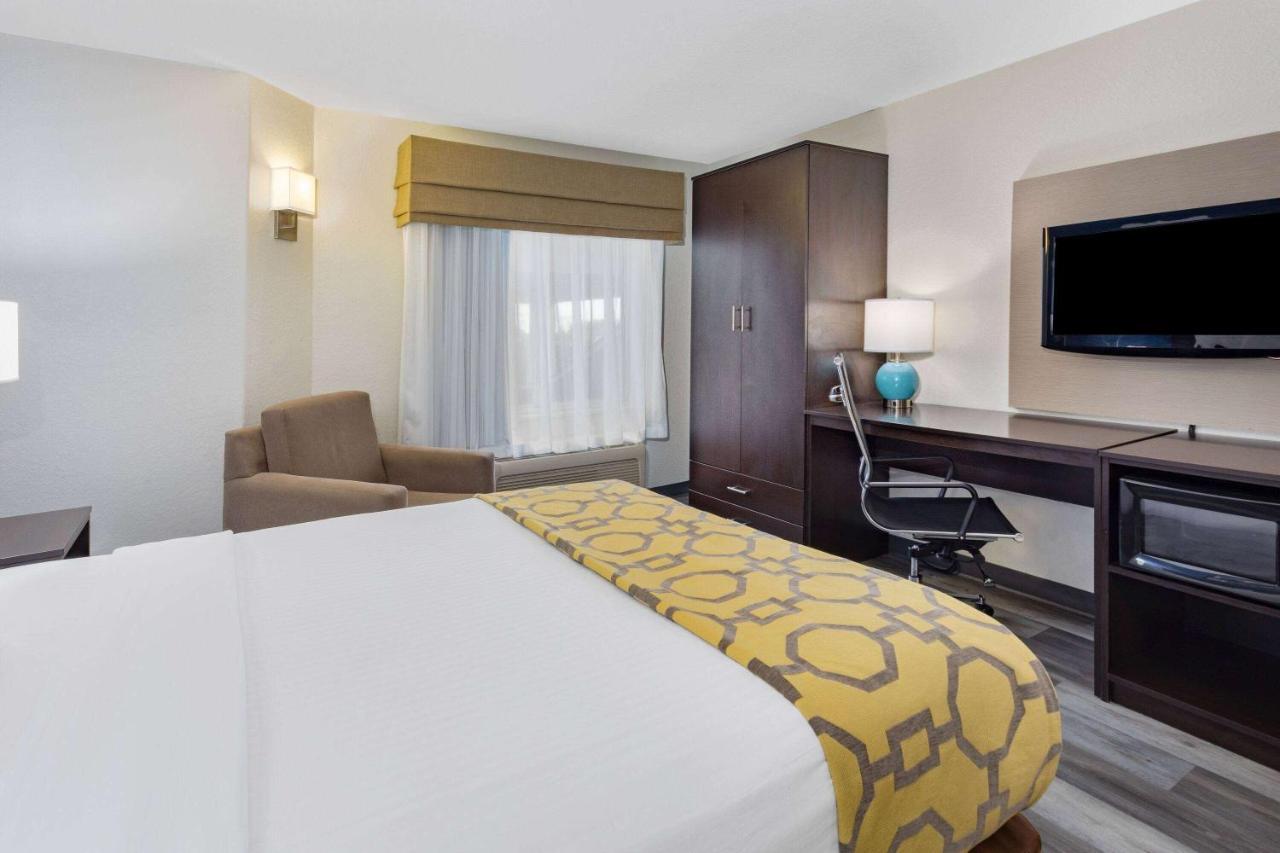Baymont By Wyndham Milan Hotell Eksteriør bilde