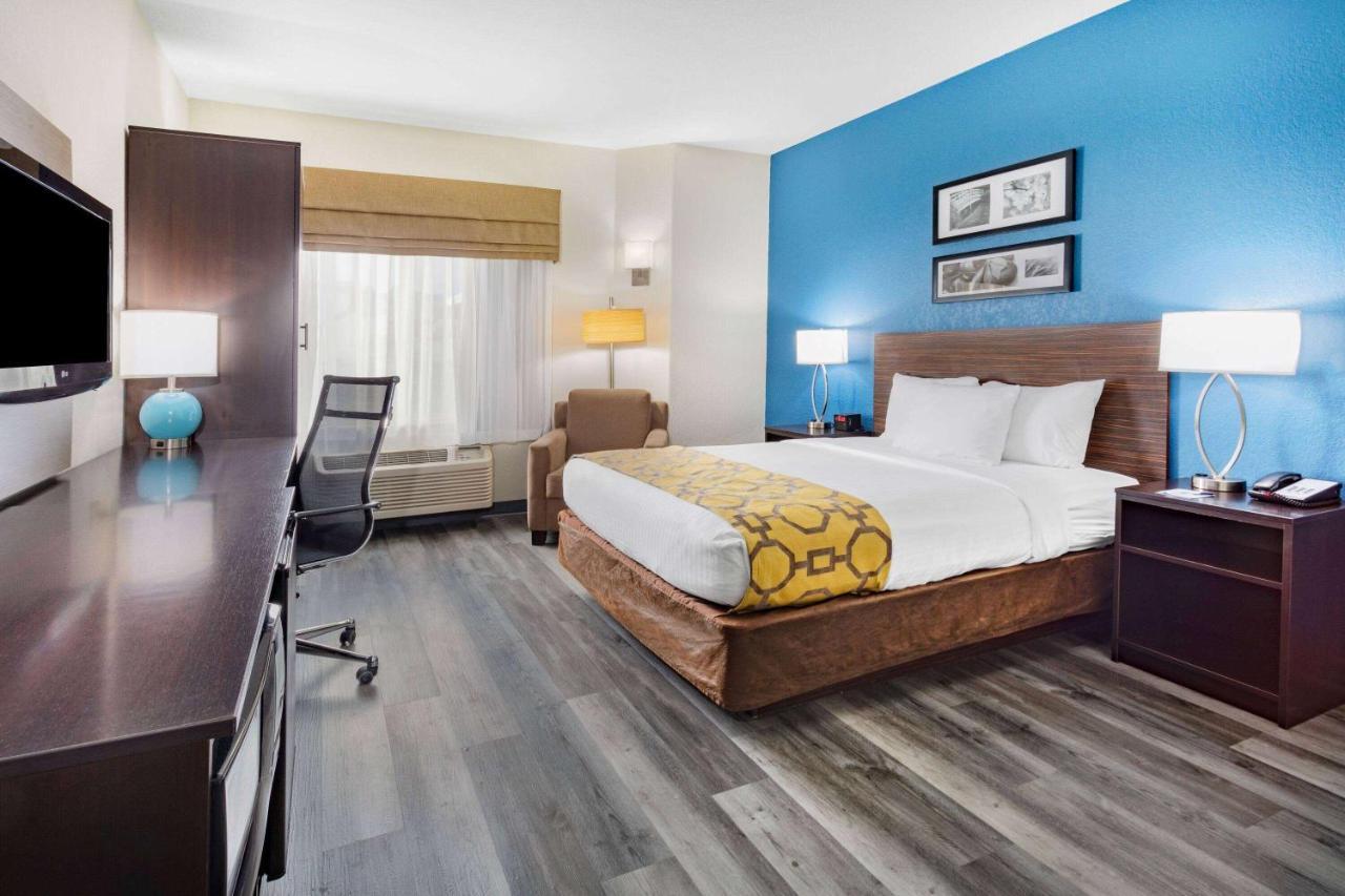 Baymont By Wyndham Milan Hotell Eksteriør bilde
