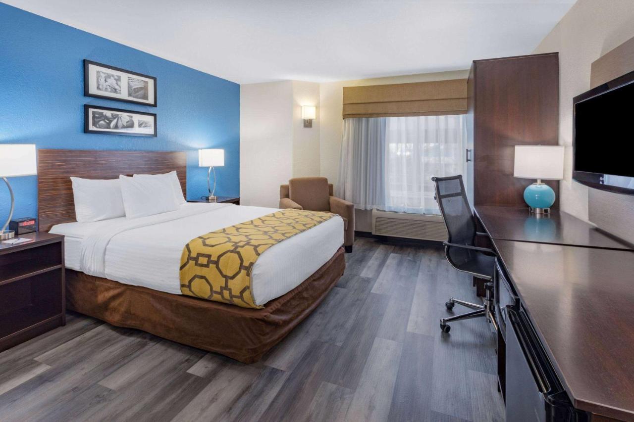 Baymont By Wyndham Milan Hotell Eksteriør bilde